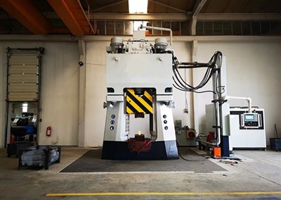 Marteau de forgeage hydraulique fermé